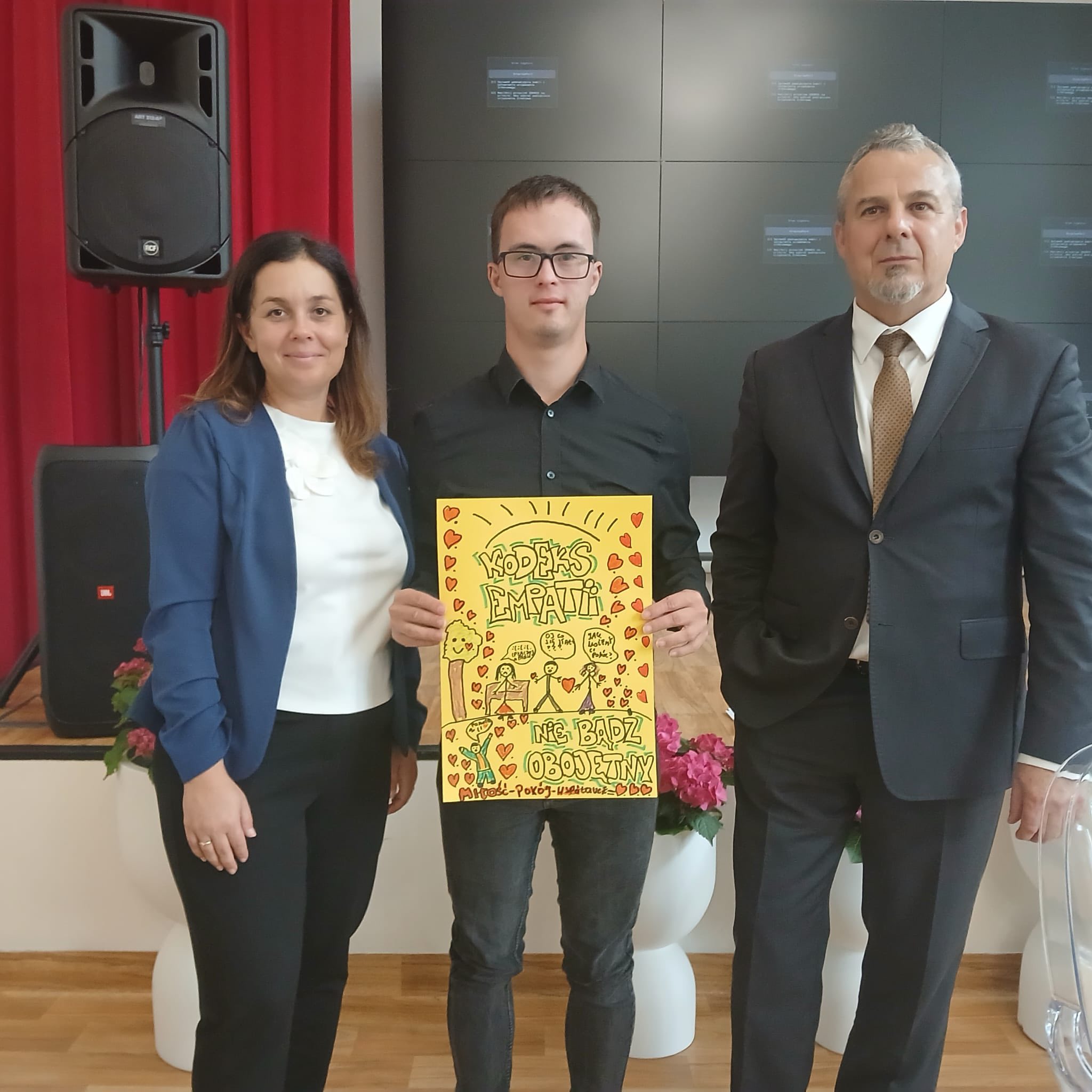 550009051_1215248843970698_7774779334155816733_n